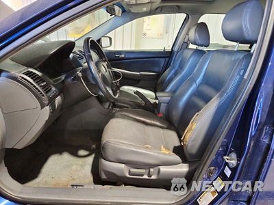 Zdjęcie 7 z 12 samochodu: 2004 HONDA ACCORD EX VIN:1HGCM56814A168727 - miniatura