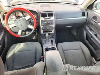Zdjęcie 8 z 12 samochodu: 2009 DODGE CHARGER SXT VIN:2B3KA33V99H585931 - miniatura