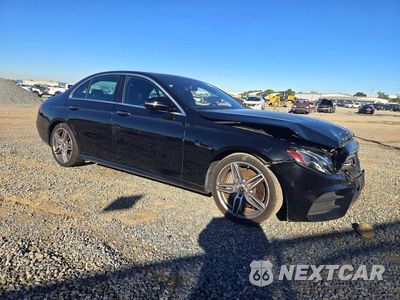 Czwarte zdjęcie samochodu z boku: 2019 MERCEDES-BENZ E 300 VIN:WDDZF4JBXKA628244 - miniatura