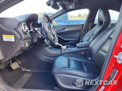 Zdjęcie 7 z 13 samochodu: 2014 MERCEDES-BENZ CLA 250 VIN:WDDSJ4EB9EN027561 - miniatura