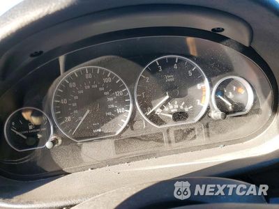 Zdjęcie 9 z 12 samochodu: 2003 BMW 325 I VIN:WBAAZ33413PH33888 - miniatura