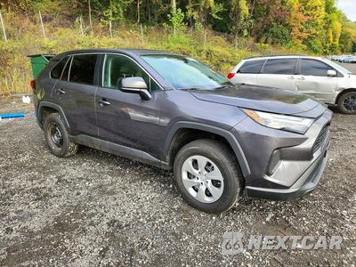 Czwarte zdjęcie samochodu z boku: 2023 TOYOTA RAV4 LE VIN:2T3F1RFV3PW363333 - miniatura