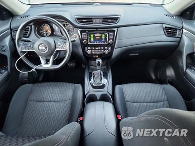 Zdjęcie 8 z 13 samochodu: 2018 NISSAN ROGUE SV VIN:5N1AT2MV5JC810507 - miniatura