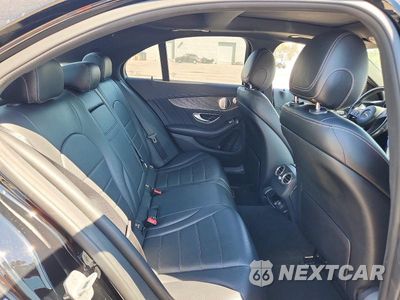 Zdjęcie 10 z 13 samochodu: 2016 MERCEDES-BENZ C 300 4MATIC VIN:55SWF4KB2GU136929 - miniatura