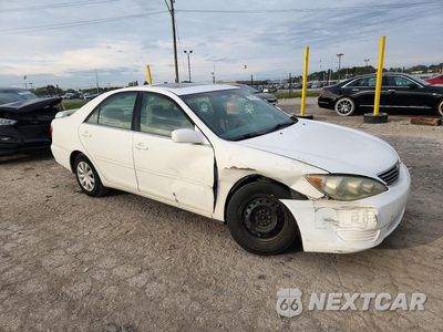 Czwarte zdjęcie samochodu z boku: 2006 TOYOTA CAMRY LE VIN:4T1BE32KX6U680366 - miniatura