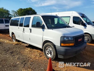 Czwarte zdjęcie samochodu z boku: 2020 GMC SAVANA G3500 LS VIN:1GJZ7NFG2L1159436 - miniatura
