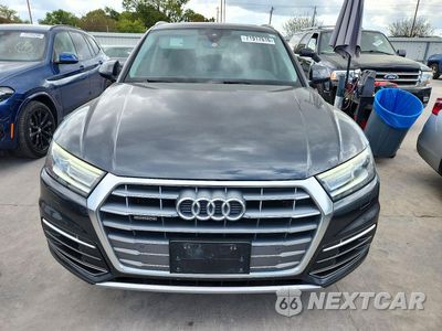 Piąte zdjęcie samochodu w środku: 2020 AUDI Q5 PREMIUM VIN:WA1ANAFY4L2107919 - miniatura