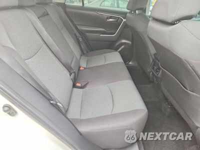Zdjęcie 10 z 12 samochodu: 2024 TOYOTA RAV4 XLE VIN:2T3W1RFV0RC290216 - miniatura