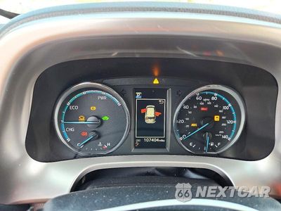 Zdjęcie 9 z 13 samochodu: 2018 TOYOTA RAV4 HYBRID XLE VIN:JTMRJREV2JD258205 - miniatura