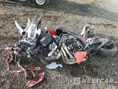 Trzecie zdjęcie samochodu z tyłu: 2009 YAMAHA YZFR1 VIN:JYARN23E39A002758 - miniatura