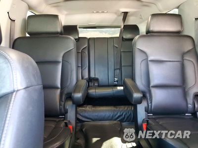 Zdjęcie 10 z 13 samochodu: 2019 CHEVROLET SUBURBAN C1500 LT VIN:1GNSCHKC7KR333825 - miniatura