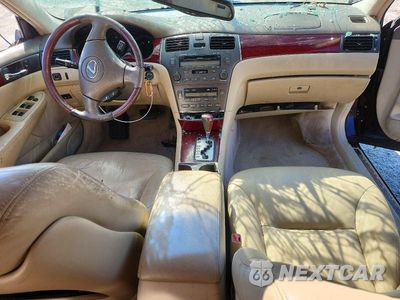 Zdjęcie 8 z 12 samochodu: 2002 LEXUS ES 300 VIN:JTHBF30G120081100 - miniatura