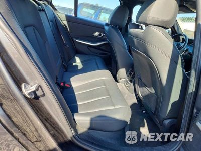 Zdjęcie 10 z 12 samochodu: 2019 BMW 330XI VIN:WBA5R7C54KAJ79925 - miniatura