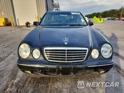 Piąte zdjęcie samochodu w środku: 2000 MERCEDES-BENZ E 320 VIN:WDBJF65J3YB102334 - miniatura