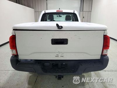 Zdjęcie 6 z 12 samochodu: 2017 TOYOTA TACOMA SR VIN:5TFRX5GN6HX077038 - miniatura