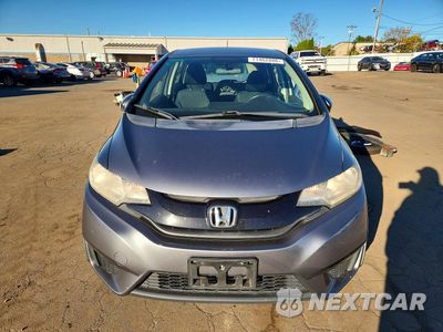 Piąte zdjęcie samochodu w środku: 2017 HONDA FIT LX VIN:JHMGK5H53HS016228 - miniatura