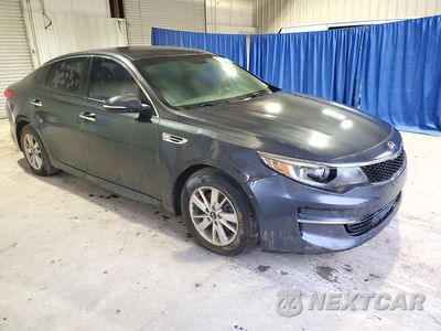 Czwarte zdjęcie samochodu z boku: 2017 KIA OPTIMA LX VIN:5XXGT4L31HG135937 - miniatura