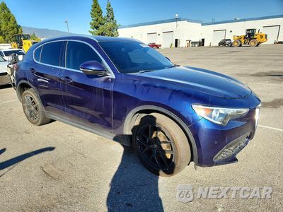 Czwarte zdjęcie samochodu z boku: 2018 ALFA ROMEO STELVIO VIN:ZASFAKAN7J7B85550 - miniatura