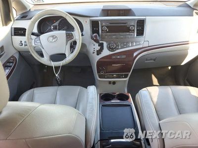 Zdjęcie 8 z 13 samochodu: 2011 TOYOTA SIENNA XLE 7-PASSENGER VIN:5TDDK3DC5BS025011 - miniatura