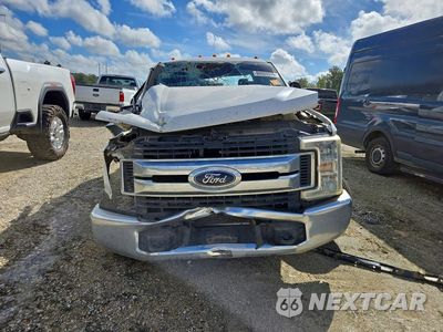 Piąte zdjęcie samochodu w środku: 2019 FORD F350 SUPER DUTY VIN:1FT8W3CT1KEC66075 - miniatura