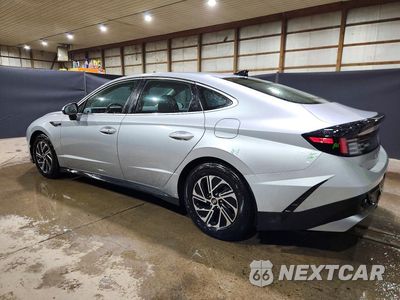 Drugie zdjęcie samochodu z przodu: 2026 HYUNDAI SONATA HYBRID BLUE VIN:KMHL24JJ9TA171846 - miniatura