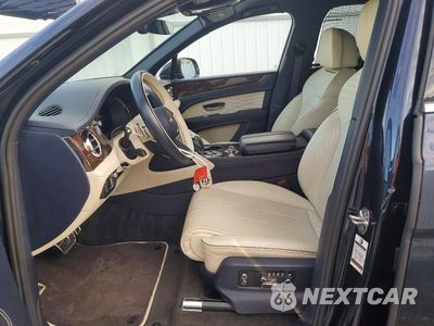 Zdjęcie 7 z 13 samochodu: 2023 BENTLEY BENTAYGA VIN:SJAHT2ZV3PC017079 - miniatura