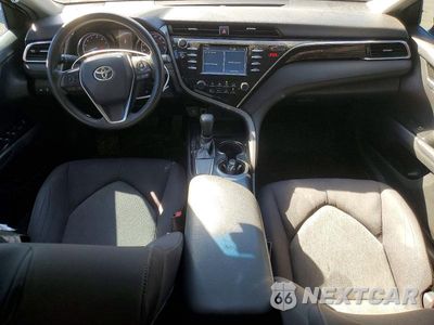 Zdjęcie 8 z 12 samochodu: 2018 TOYOTA CAMRY LE VIN:4T1B11HK5JU059553 - miniatura
