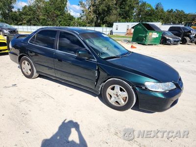 Czwarte zdjęcie samochodu z boku: 2000 HONDA ACCORD EX VIN:1HGCG1650YA008110 - miniatura