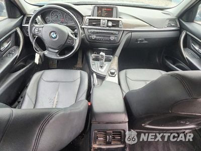 Zdjęcie 8 z 12 samochodu: 2015 BMW 320 I VIN:WBA3B1C55FK138275 - miniatura