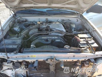 Zdjęcie 11 z 13 samochodu: 2003 TOYOTA TACOMA V6 VIN:5TEWN72N23Z184360 - miniatura