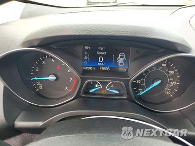 Zdjęcie 9 z 13 samochodu: 2017 FORD ESCAPE SE VIN:1FMCU0GD1HUC28129 - miniatura