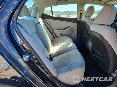 Zdjęcie 10 z 13 samochodu: 2015 KIA OPTIMA LX VIN:KNAGM4A77F5660020 - miniatura