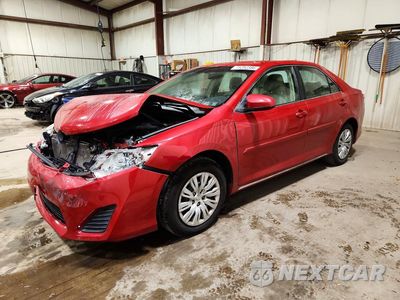 2014 TOYOTA CAMRY LE 4T4BF1FK9ER391012 - główne zdjęcie licytacji z USA - miniatura