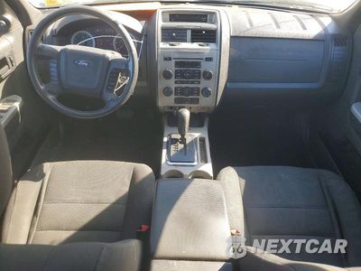 Zdjęcie 8 z 12 samochodu: 2010 FORD ESCAPE XLT VIN:1FMCU0DGXAKA71460 - miniatura