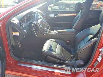 Zdjęcie 7 z 12 samochodu: 2014 MERCEDES-BENZ C 250 VIN:WDDGJ4HB9EG194704 - miniatura