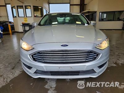Piąte zdjęcie samochodu w środku: 2018 FORD FUSION SE VIN:3FA6P0HD7JR227710 - miniatura