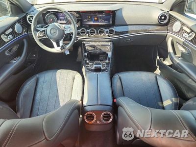 Zdjęcie 8 z 12 samochodu: 2019 MERCEDES-BENZ E 300 4MATIC VIN:WDDZF4KB6KA505801 - miniatura