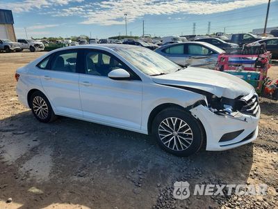 Czwarte zdjęcie samochodu z boku: 2021 VOLKSWAGEN JETTA S VIN:3VWC57BU0MM080665 - miniatura