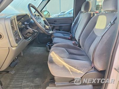 Zdjęcie 7 z 13 samochodu: 2005 GMC NEW SIERRA C1500 VIN:1GTEC14V75Z170559 - miniatura