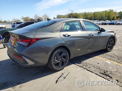 Trzecie zdjęcie samochodu z tyłu: 2026 HYUNDAI ELANTRA SEL SPORT VIN:KMHLM4DGXTU216284 - miniatura