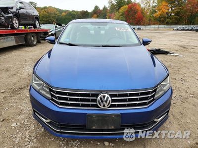 Piąte zdjęcie samochodu w środku: 2016 VOLKSWAGEN PASSAT SE VIN:1VWBT7A39GC035031 - miniatura