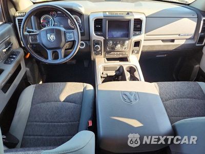 Zdjęcie 8 z 12 samochodu: 2019 RAM 1500 CLASSIC SLT VIN:1C6RR7LT9KS558259 - miniatura