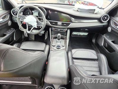 Zdjęcie 8 z 12 samochodu: 2019 ALFA ROMEO GIULIA TI VIN:ZARFANBN6K7608196 - miniatura