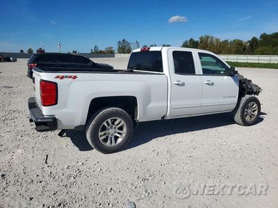 Trzecie zdjęcie samochodu z tyłu: 2018 CHEVROLET SILVERADO K1500 LT VIN:1GCVKREHXJZ325772 - miniatura