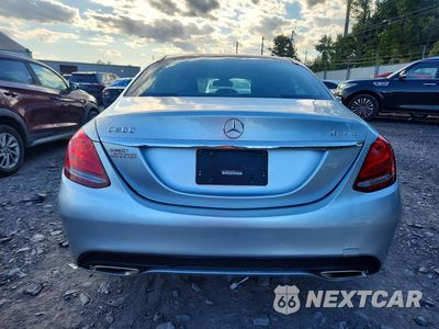 Zdjęcie 6 z 13 samochodu: 2015 MERCEDES-BENZ C 300 4MATIC VIN:55SWF4KB4FU036250 - miniatura