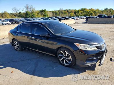 Czwarte zdjęcie samochodu z boku: 2017 HONDA ACCORD EXL VIN:1HGCR2F83HA268043 - miniatura