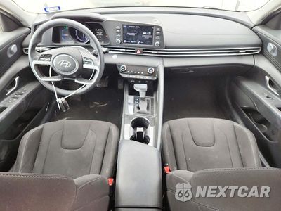 Zdjęcie 8 z 12 samochodu: 2023 HYUNDAI ELANTRA BLUE VIN:KMHLM4AJ4PU041536 - miniatura