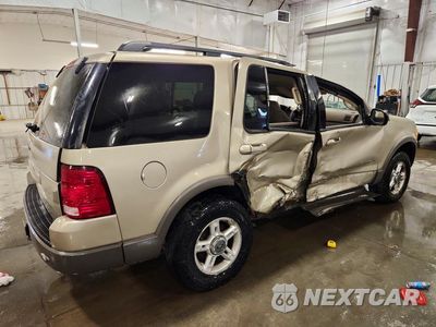 Trzecie zdjęcie samochodu z tyłu: 2002 FORD EXPLORER XLT VIN:1FMZU73E92UA04633 - miniatura