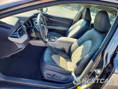 Zdjęcie 7 z 12 samochodu: 2019 TOYOTA CAMRY HYBRID XLE VIN:4T1B21HK6KU519169 - miniatura
