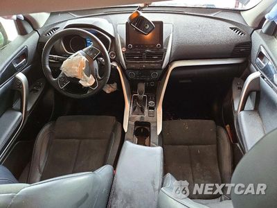 Zdjęcie 8 z 13 samochodu: 2025 MITSUBISHI ECLIPSE CROSS SE VIN:JA4ATWAA8SZ010421 - miniatura